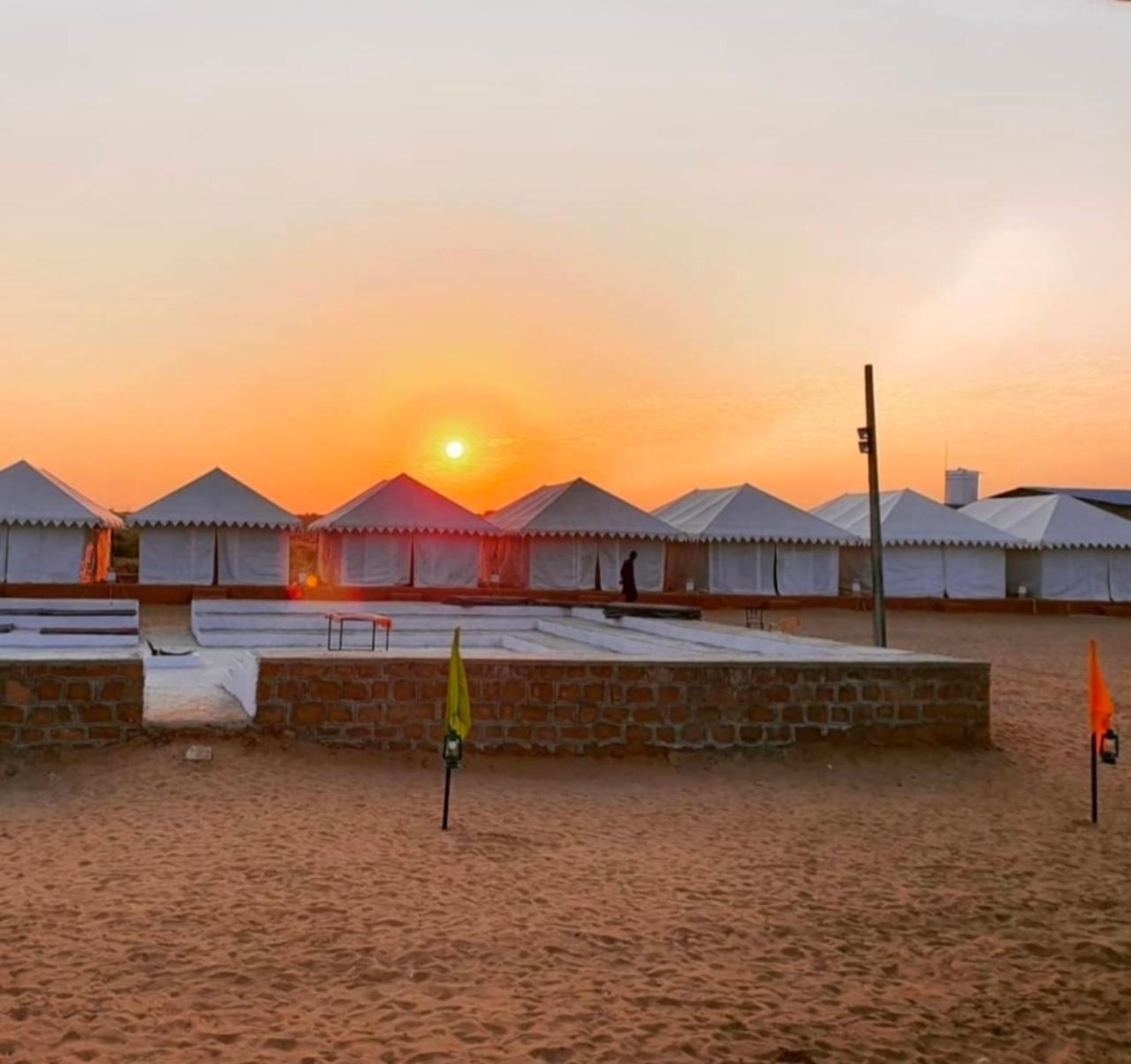 The Saffron Desert Camp Джайсалмер Экстерьер фото